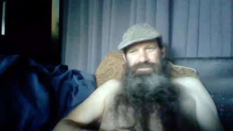 sitonmybeardxxx online show from 06-06-26, 12:10