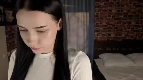 Lilly online show from 03-15-26, 12:00