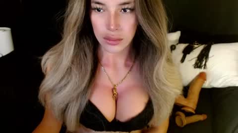 Cassie online show from 06-25-26, 02:22