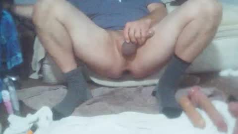 Snapshot of sizzzlenomics chatting on 10-26-25, 05:41 SIZZZLENOMICS online show from 10-26-25, 05:41