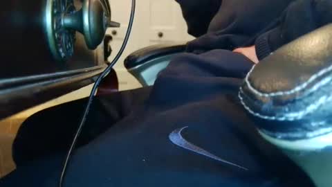 Snapshot of sjb10 chatting on 11-10-25, 06:29 sjb10 online show from 11-10-25, 06:29