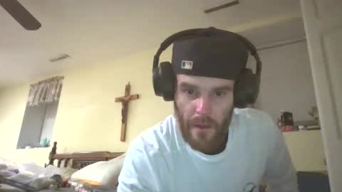 Snapshot of skankunt666 chatting on 03-17-26, 08:06 Thoroughbred 1A online show from 03-17-26, 08:06