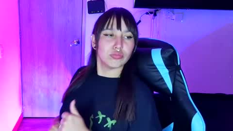 Alice online show from 04-07-26, 10:42