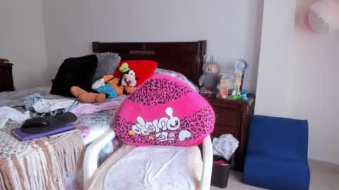 Skarleth King online show from 02-08-26, 04:43