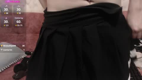 Snapshot of skarletjhonson_ chatting on 12-05-24, 03:59 Skarlet online show from 12-05-24, 03:59