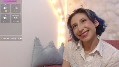 Snapshot of skarletjhonson_ chatting on 12-11-24, 03:35 Skarlet online show from 12-11-24, 03:35