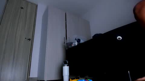 Snapshot of skarletsexy chatting on 11-03-25, 04:03 Skarlet online show from 11-03-25, 04:03