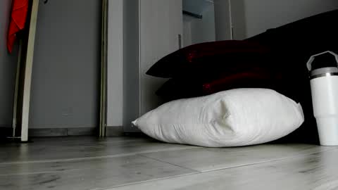 Snapshot of skarletsexy chatting on 12-03-25, 02:52 Skarlet online show from 12-03-25, 02:52