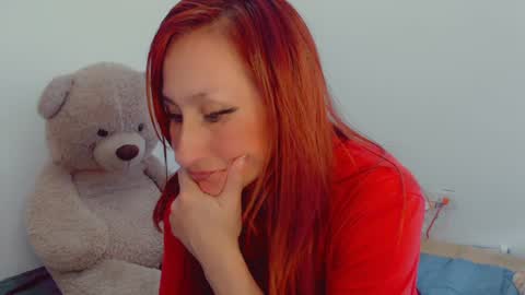 Snapshot of skarlett2072 chatting on 01-11-25, 05:51 Arlett online show from 01-11-25, 05:51