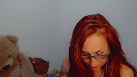 Snapshot of skarlett2072 chatting on 01-15-25, 03:00 Arlett online show from 01-15-25, 03:00