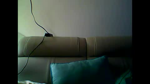 Snapshot of skater19xxx chatting on 12-03-24, 05:55 miguel online show from 12-03-24, 05:55