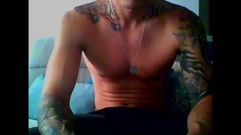 Snapshot of skater19xxx chatting on 02-23-25, 09:59 miguel online show from 02-23-25, 09:59