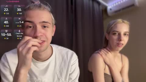 Snapshot of skibatryanka chatting on 06-18-26, 10:03 SKIBA online show from 06-18-26, 10:03
