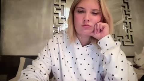 Snapshot of skiimaskabby chatting on 07-01-26, 04:58 skiimaskabby online show from 07-01-26, 04:58