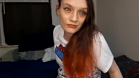 Snapshot of skiniminitits chatting on 03-22-26, 04:27 Skiniminitits online show from 03-22-26, 04:27