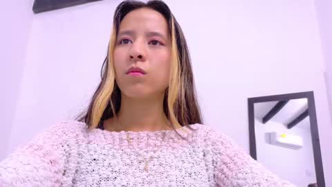 Snapshot of skinny_hottie18 chatting on 01-04-25, 01:21 skinny_hottie18 online show from 01-04-25, 01:21