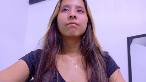 Snapshot of skinny_hottie18 chatting on 01-10-25, 01:41 skinny_hottie18 online show from 01-10-25, 01:41