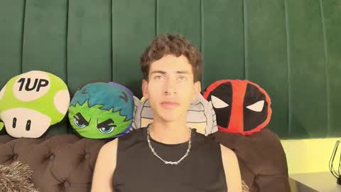 skinny jean  online show from 02-20-26, 08:31