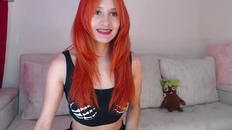 Snapshot of skinny_raven chatting on 12-28-24, 06:50 Marion online show from 12-28-24, 06:50