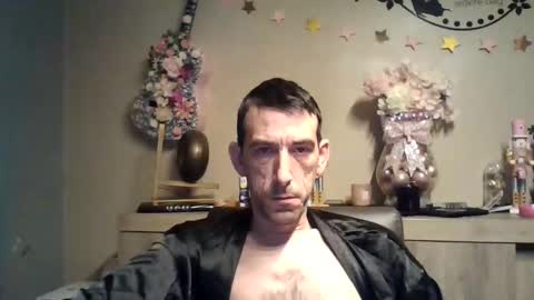 SkinnyBigCock2 online show from 12-20-25, 05:58