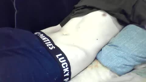 Snapshot of skinnycuteman chatting on 06-05-26, 08:42 skinnycuteb0y online show from 06-05-26, 08:42
