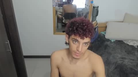 Snapshot of skinnypipe15 chatting on 11-16-25, 05:13 skinnypipe15 online show from 11-16-25, 05:13