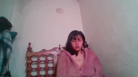 Snapshot of skinwalker_2712 chatting on 11-21-25, 09:41 Skin online show from 11-21-25, 09:41