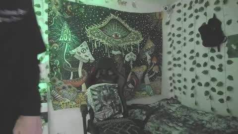 Snapshot of skiny_dann chatting on 04-19-26, 04:56 skiny_dann online show from 04-19-26, 04:56