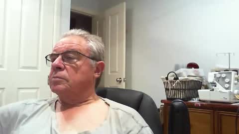 Skipper1970 online show from 02-25-26, 08:35