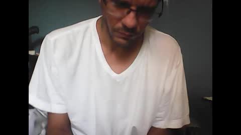 Easy-E online show from 10-05-25, 05:22