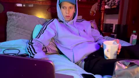 Skittles online show from 02-24-25, 11:43