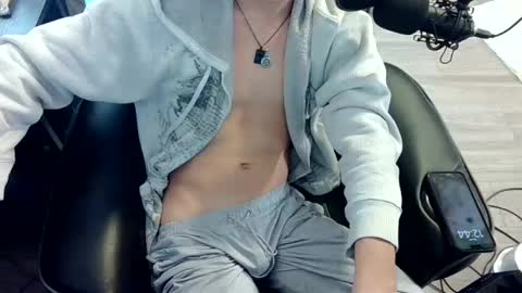 skrogdog online show from 07-09-26, 04:44