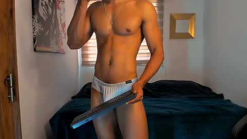 Snapshot of skull_prospect chatting on 12-09-24, 03:00 Liam Vokov online show from 12-09-24, 03:00