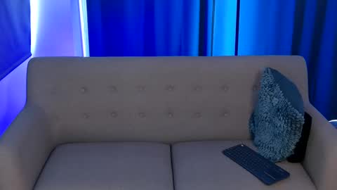 Snapshot of skull_prospect chatting on 10-04-25, 04:38 Liam Vokov online show from 10-04-25, 04:38