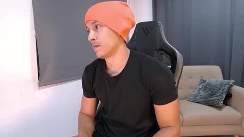 Liam Vokov online show from 02-15-26, 11:34