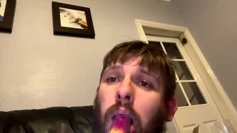 skuzzy25 online show from 12-28-24, 04:19