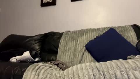 skuzzy25 online show from 01-21-25, 01:39