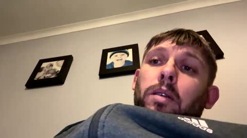 skuzzy25 online show from 02-04-25, 12:40