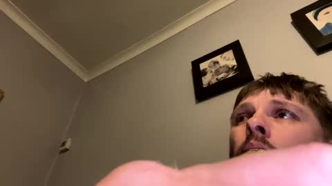 skuzzy25 online show from 03-10-25, 03:45