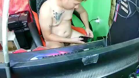 Snapshot of sky1441 chatting on 02-05-26, 07:46 sky1441 online show from 02-05-26, 07:46