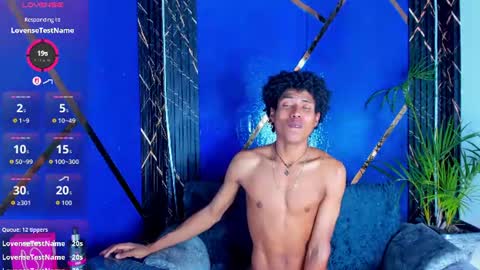 Snapshot of sky_walkerss chatting on 06-19-26, 06:12 sky_walkerss online show from 06-19-26, 06:12