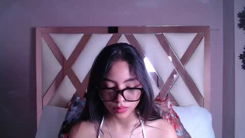 S O F I  online show from 11-19-25, 02:06