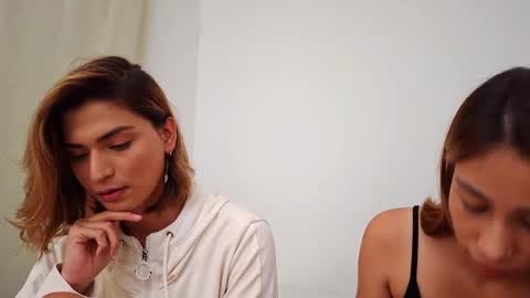 Snapshot of skyamber8v2 chatting on 05-10-26, 10:26 Vi online show from 05-10-26, 10:26