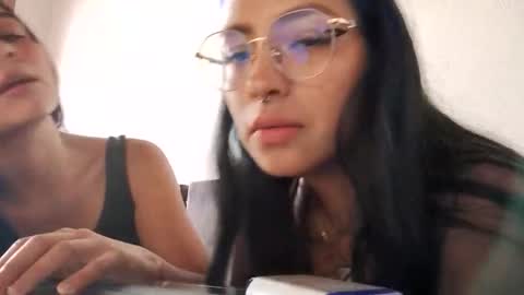 Snapshot of skyandgrace chatting on 03-03-26, 06:25 Sky and Greicy online show from 03-03-26, 06:25