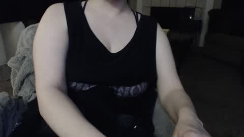 SKYLE   online show from 04-18-26, 02:48