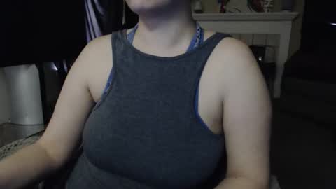 Snapshot of skyblu1 chatting on 05-01-26, 07:51 SKYLE online show from 05-01-26, 07:51