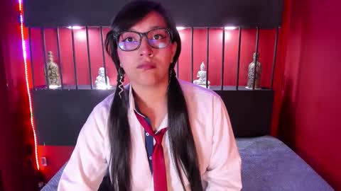 Snapshot of skye_bluee_ chatting on 10-12-25, 03:27 skye_bluee_ online show from 10-12-25, 03:27