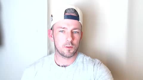 Snapshot of skylarrgrey chatting on 03-23-26, 06:17 SkylarGrey online show from 03-23-26, 06:17