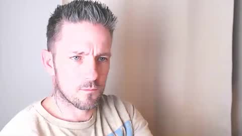 Snapshot of skylarrgrey chatting on 03-26-26, 06:30 SkylarGrey online show from 03-26-26, 06:30