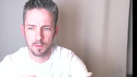 Snapshot of skylarrgrey chatting on 03-29-26, 07:08 SkylarGrey online show from 03-29-26, 07:08